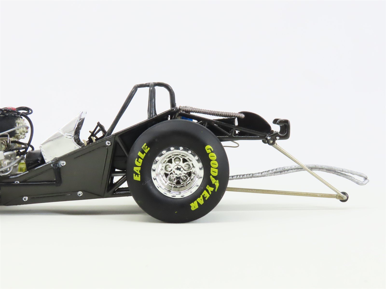 G 1:24 Scale Action Racing LE Kit NHRA John Force 2013 Mustang Funny Car