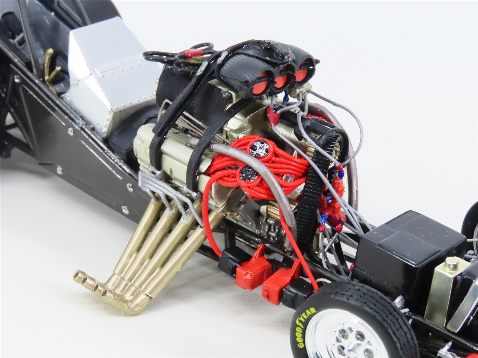 G 1:24 Scale Action Racing LE Kit NHRA John Force 2013 Mustang Funny Car