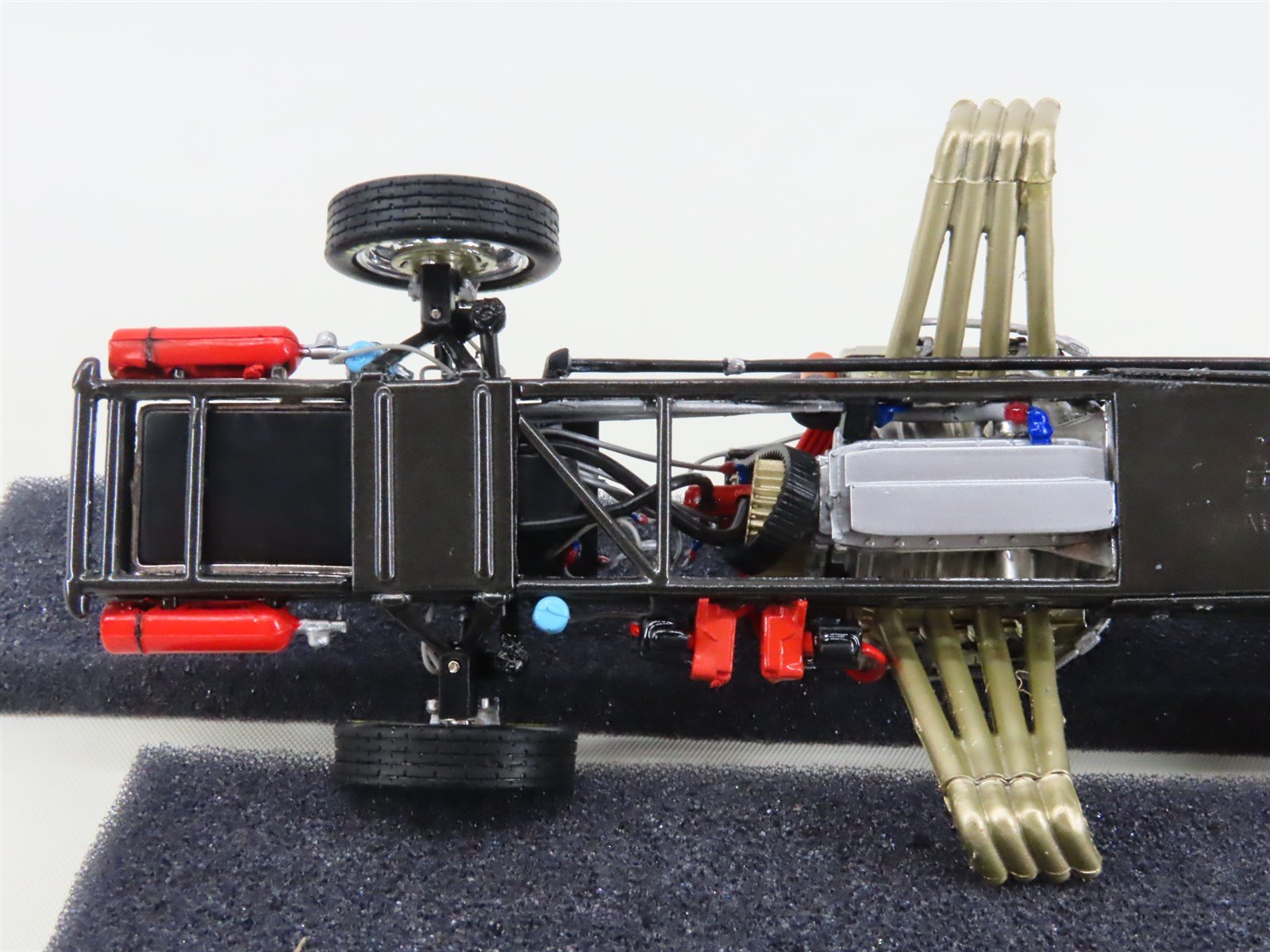 G 1:24 Scale Action Racing LE Kit NHRA John Force 2013 Mustang Funny Car