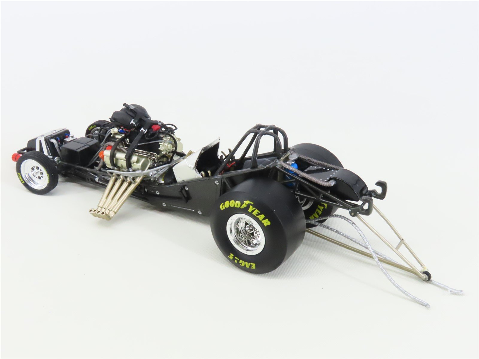 G 1:24 Scale Action Racing LE Kit Courtney Force 2013 Mustang Funny Car - SIGNED