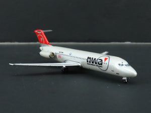 1:400 Aero Classics Die-Cast Northwest Airlines Douglas DC-9-32 Airliner