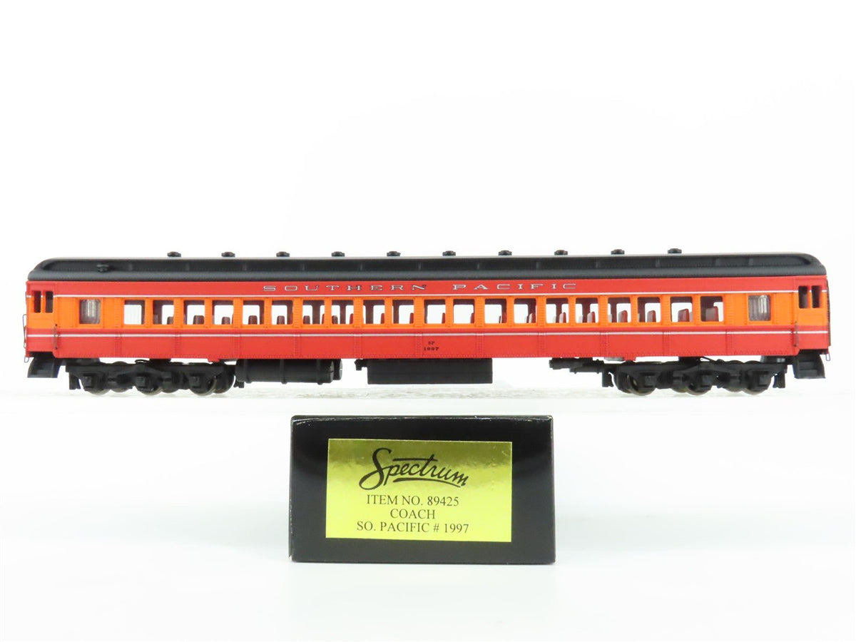 HO Scale Bachmann Spectrum 89425 SP &quot;Daylight&quot; Coach Passenger Car #1997