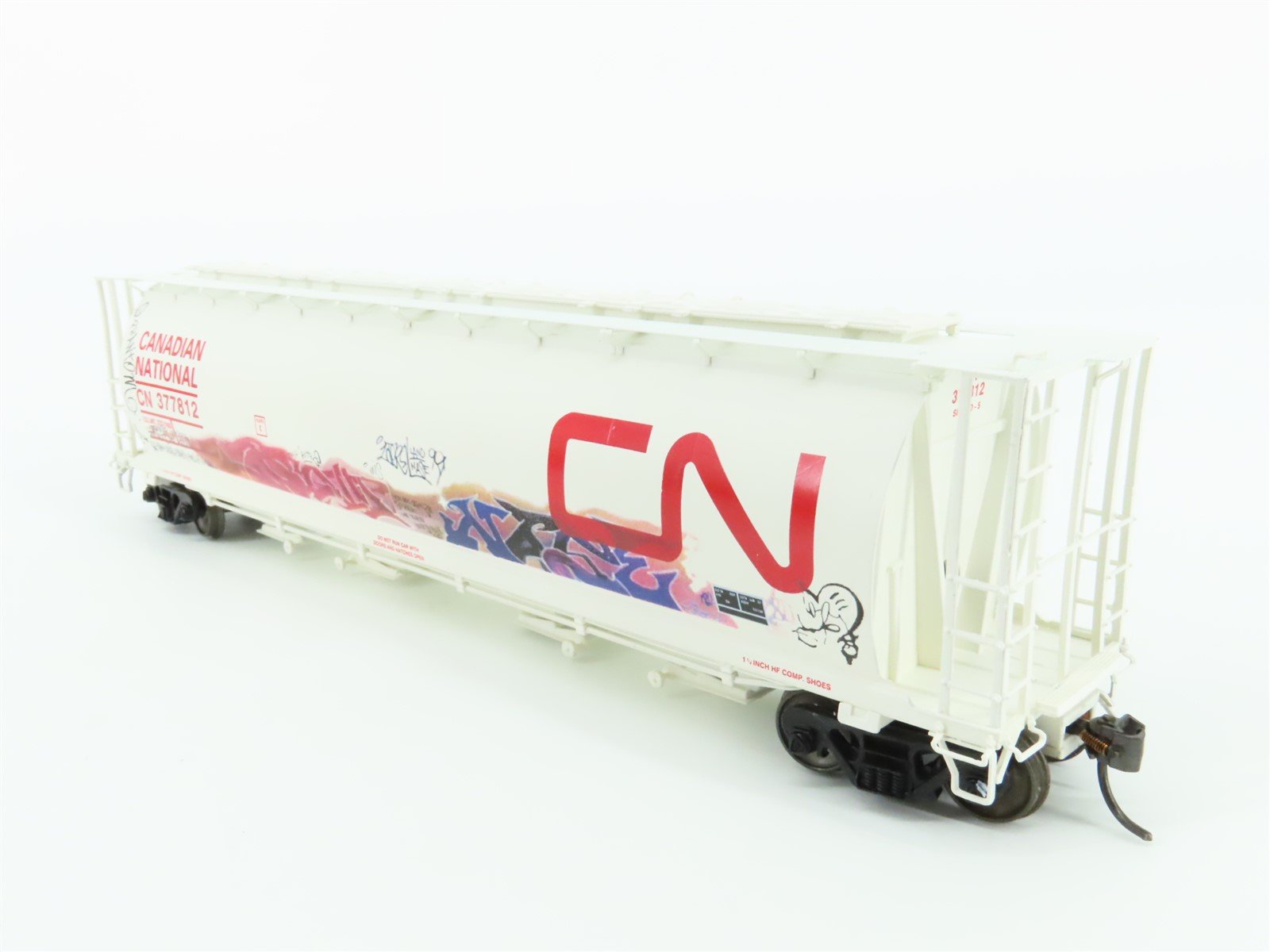 HO Pacific Western H1111 CN Canadian National 4-Bay Hopper #377812 w/ Graffiti