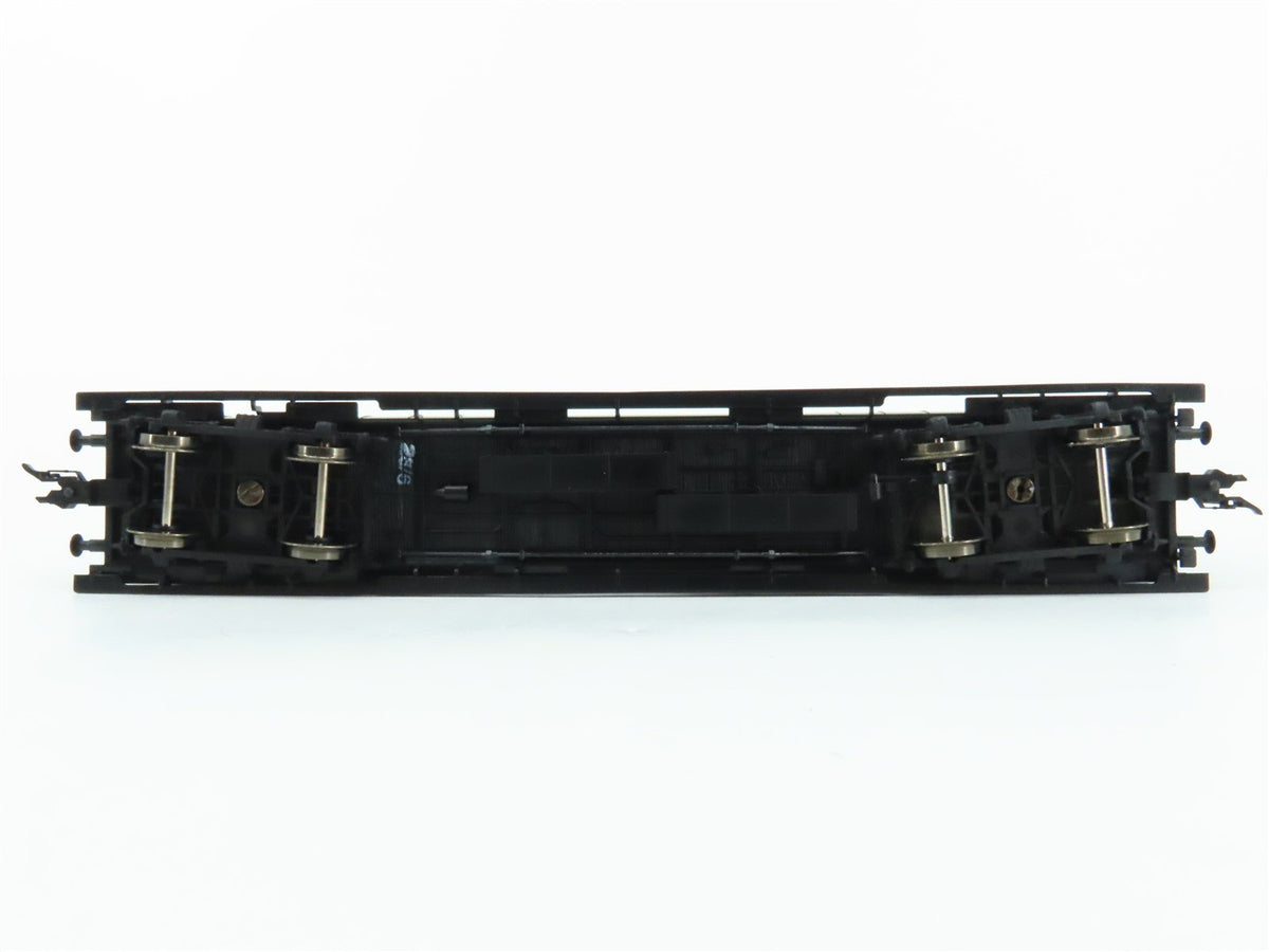 HO Scale Fleischmann 5688K Deutsche Bundespost Coach Passenger Car #2667
