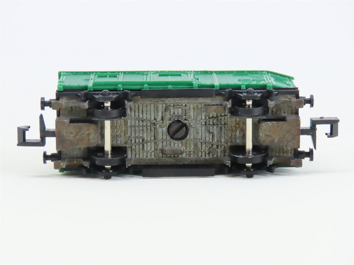 N Scale Arnold 4490 Unlettered Green European Brake Van