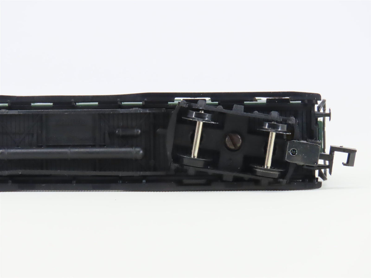 N Scale Arnold 3394 Berlin 3rd Class Compartment Coach Passenger Car #2709