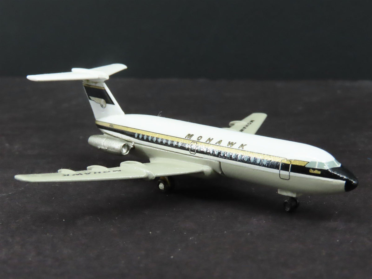 1:400 Scale Aero Classics Die-Cast Mohawk British Aircraft Corp BAC-111 Airliner