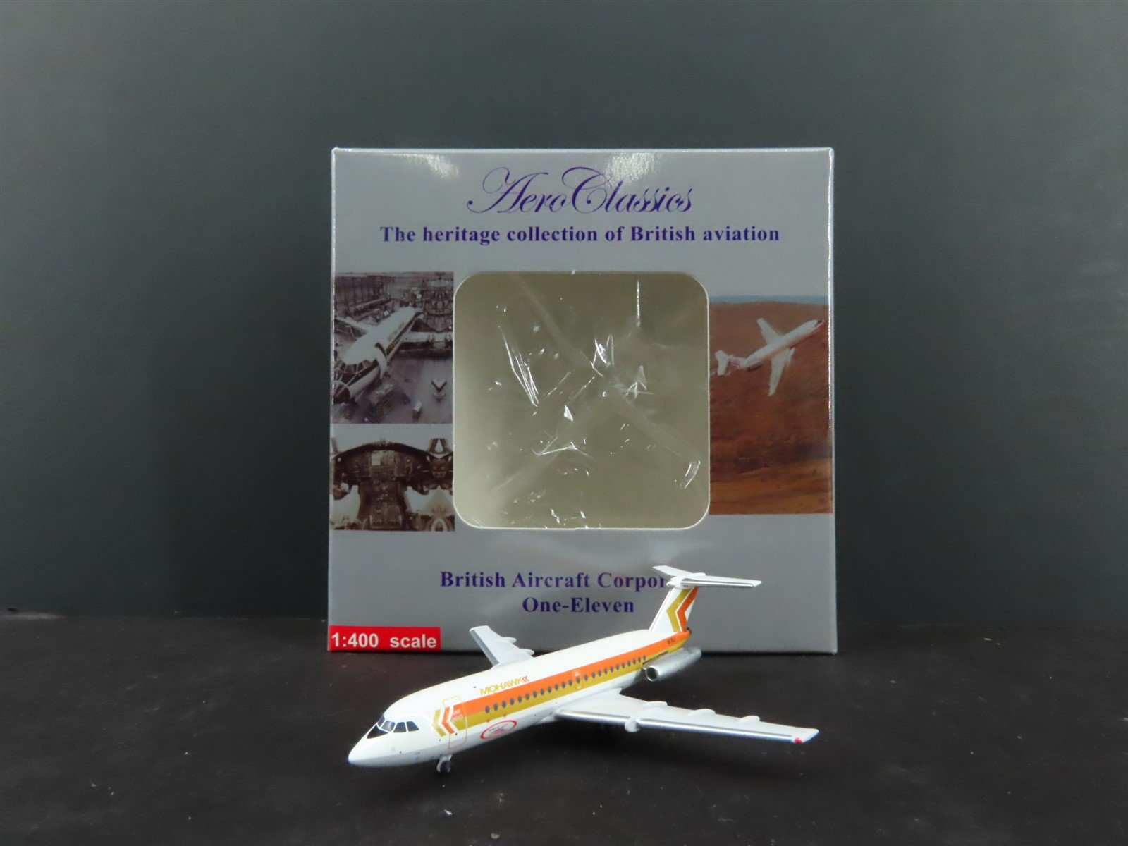 1:400 Scale Aero Classics Die-Cast Mohawk British Aircraft Corp BAC 111 Airliner