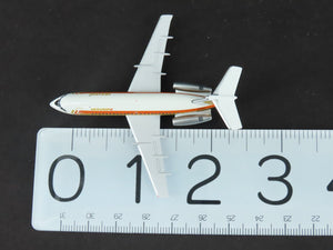 1:400 Scale Aero Classics Die-Cast Mohawk British Aircraft Corp BAC 111 Airliner