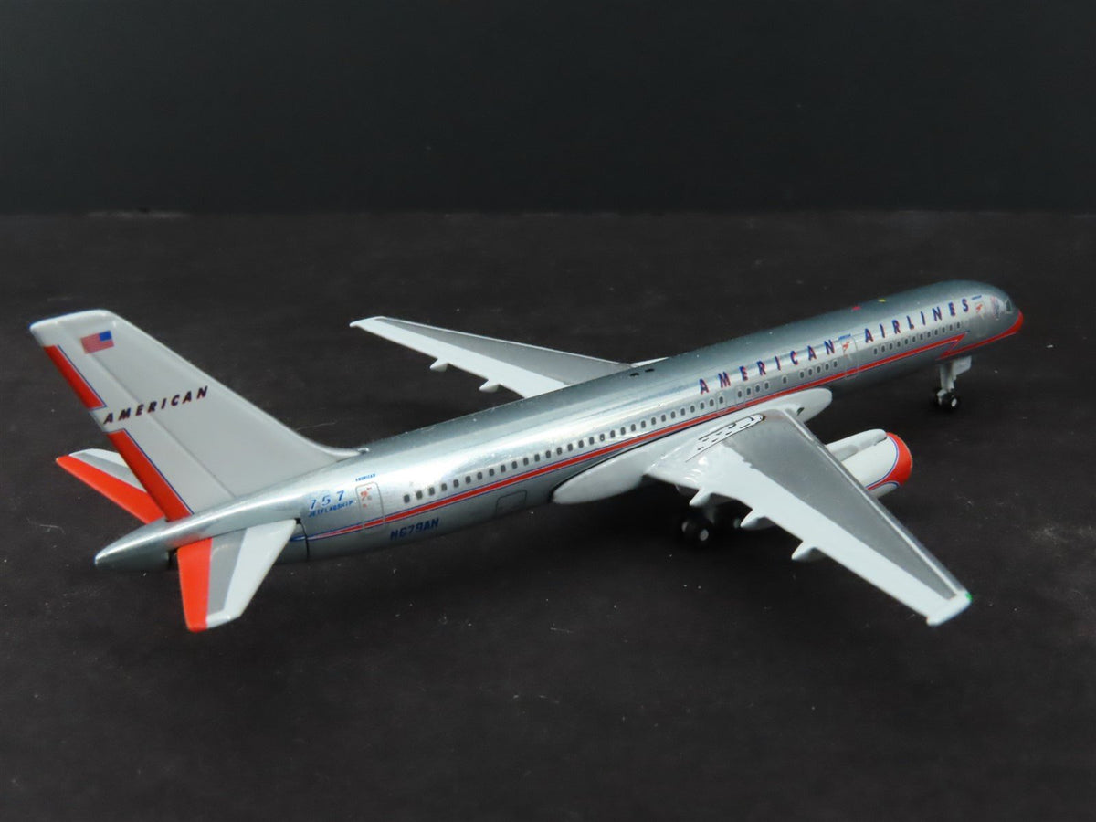 1:400 Gemini Jets GJAAL049 Die-Cast American Airlines Boeing 757-200 Airliner