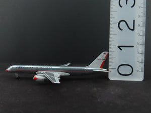 1:400 Gemini Jets GJAAL049 Die-Cast American Airlines Boeing 757-200 Airliner