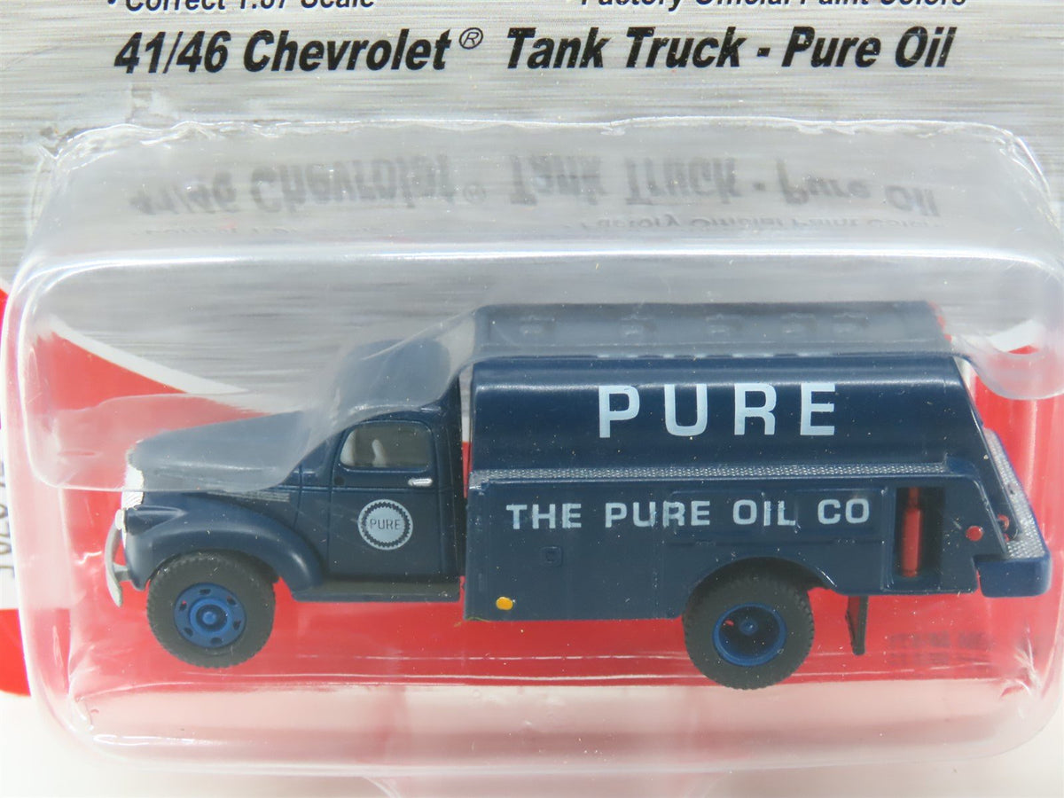 HO Scale CMW Mini Metals 30278 41/46 Chevrolet Tank Truck - Pure Oil