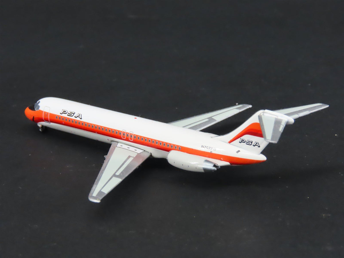 1:400 RetroJets Die-Cast PSA Pacific Southwest Airlines DC-9-32 Airliners 2-Pack