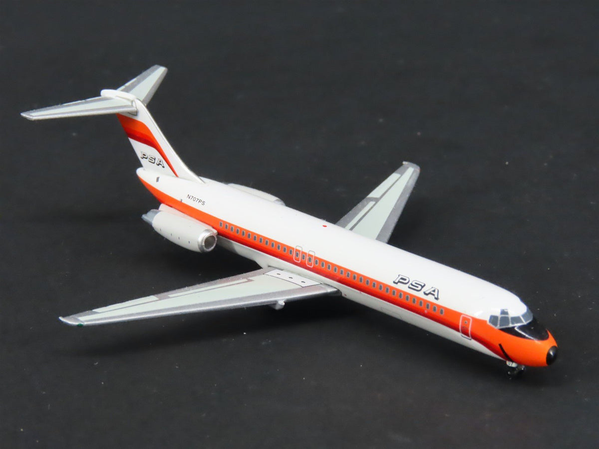 1:400 RetroJets Die-Cast PSA Pacific Southwest Airlines DC-9-32 Airliners 2-Pack
