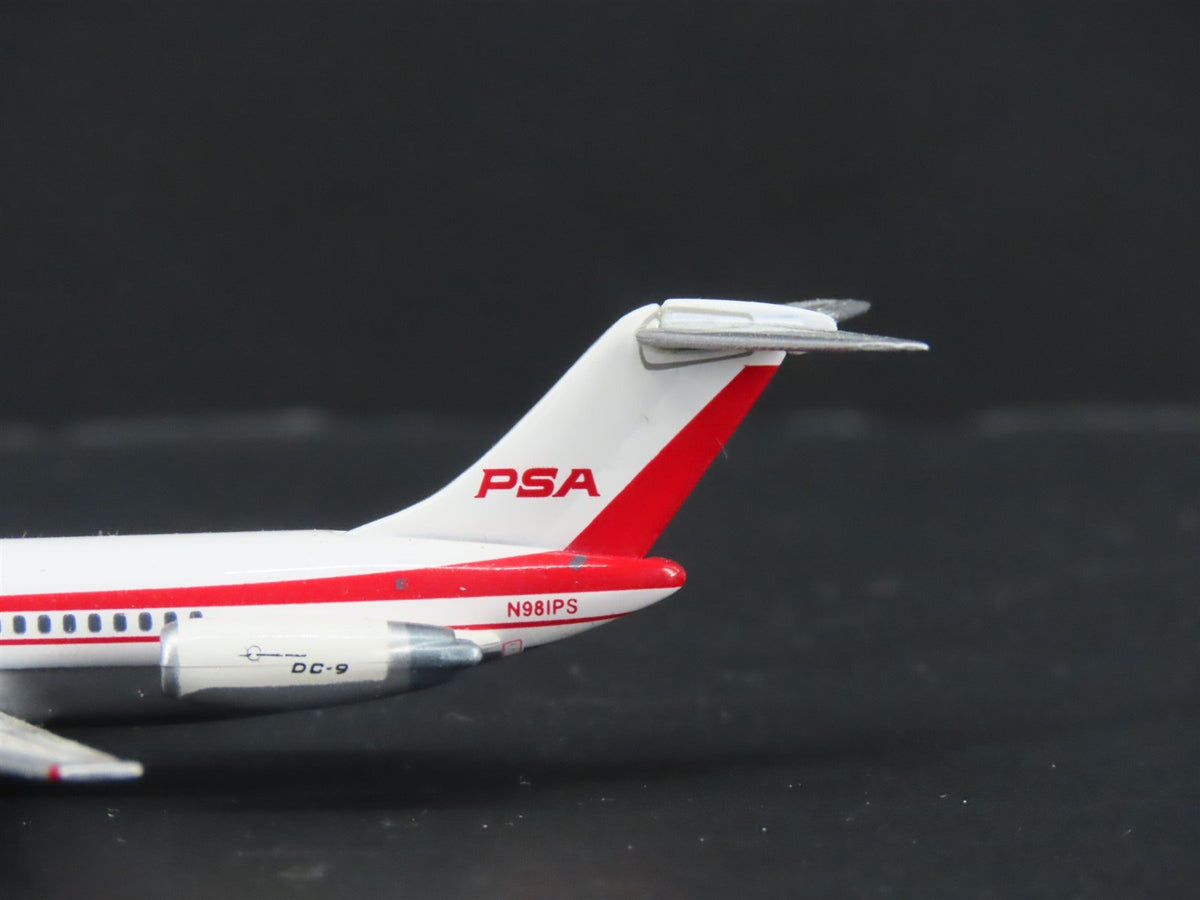 1:400 RetroJets Die-Cast PSA Pacific Southwest Airlines DC-9-32 Airliners 2-Pack