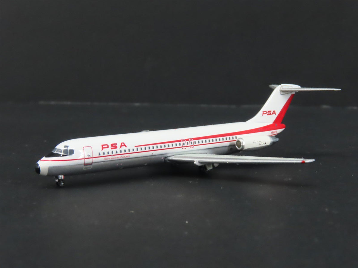 1:400 RetroJets Die-Cast PSA Pacific Southwest Airlines DC-9-32 Airliners 2-Pack