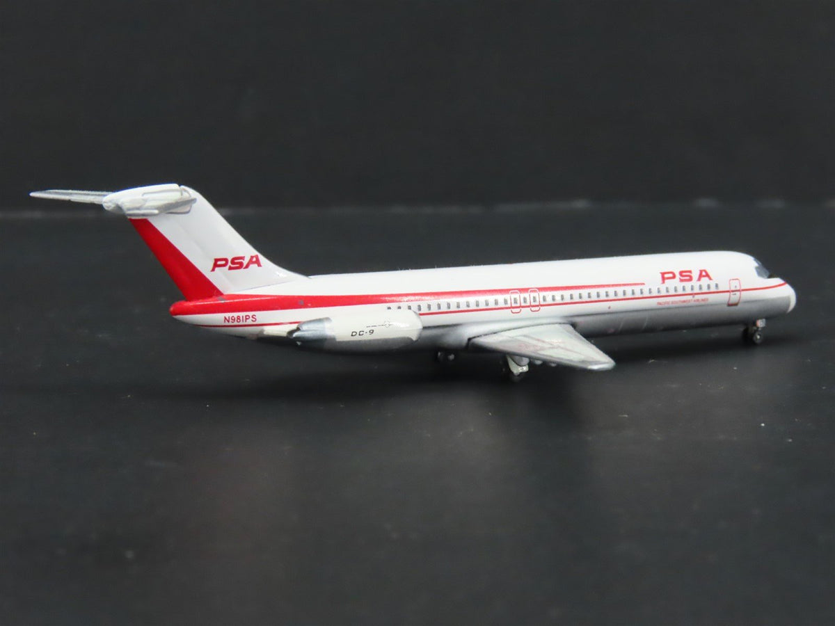 1:400 RetroJets Die-Cast PSA Pacific Southwest Airlines DC-9-32 Airliners 2-Pack