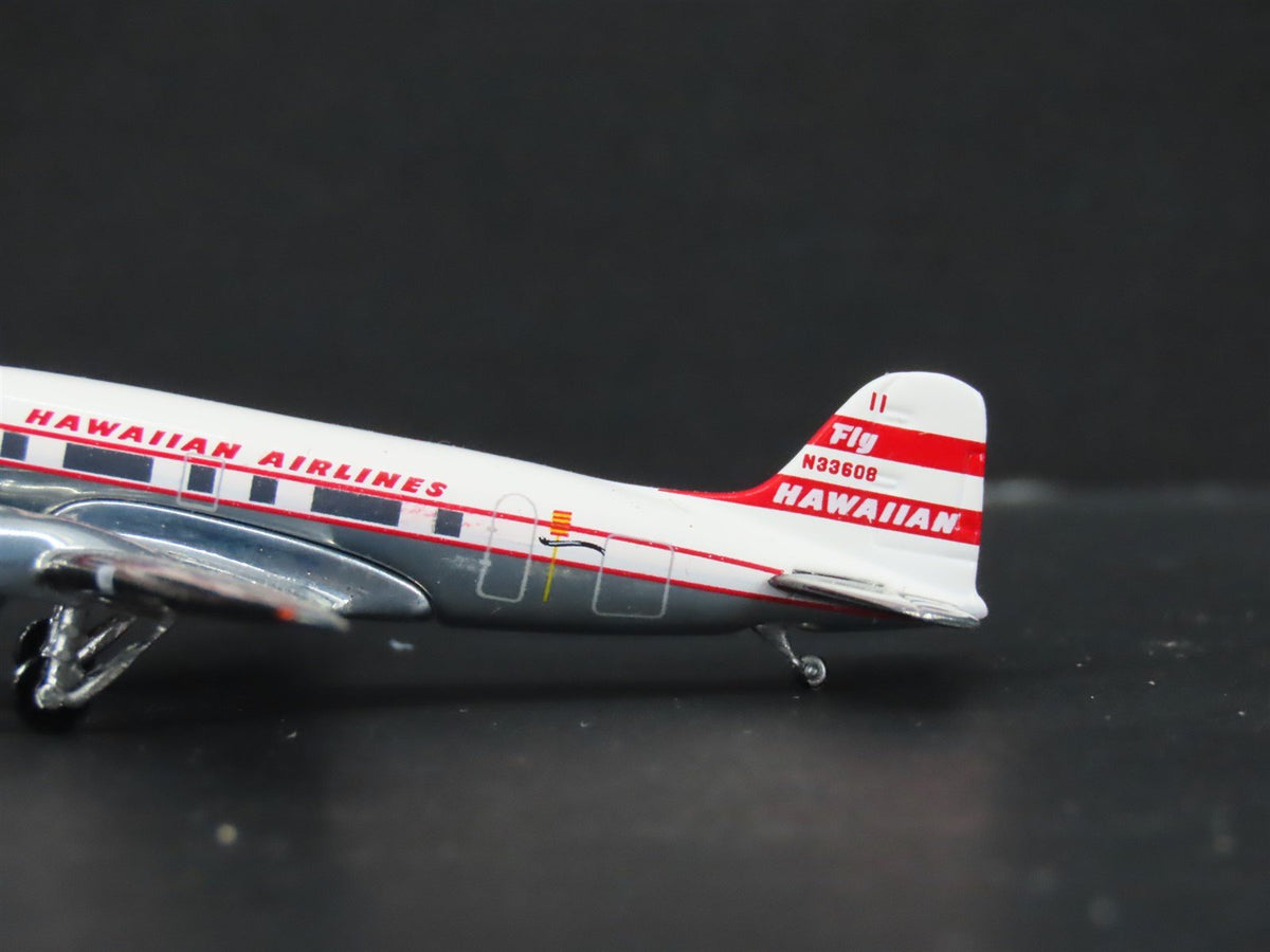 1:400 AeroClassics Die-Cast Hawaiian Airlines Douglas DC-3 Airliner N33608