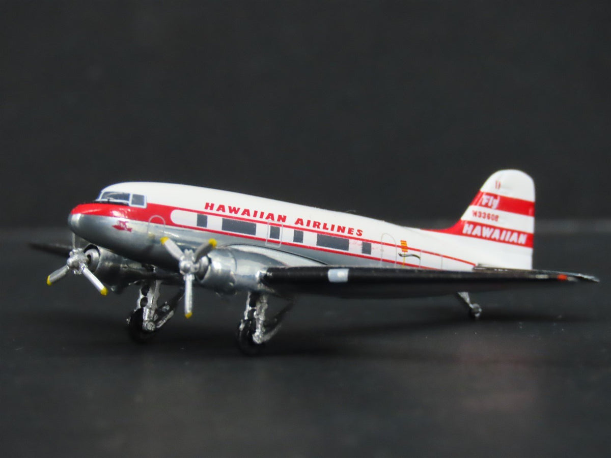 1:400 AeroClassics Die-Cast Hawaiian Airlines Douglas DC-3 Airliner N33608