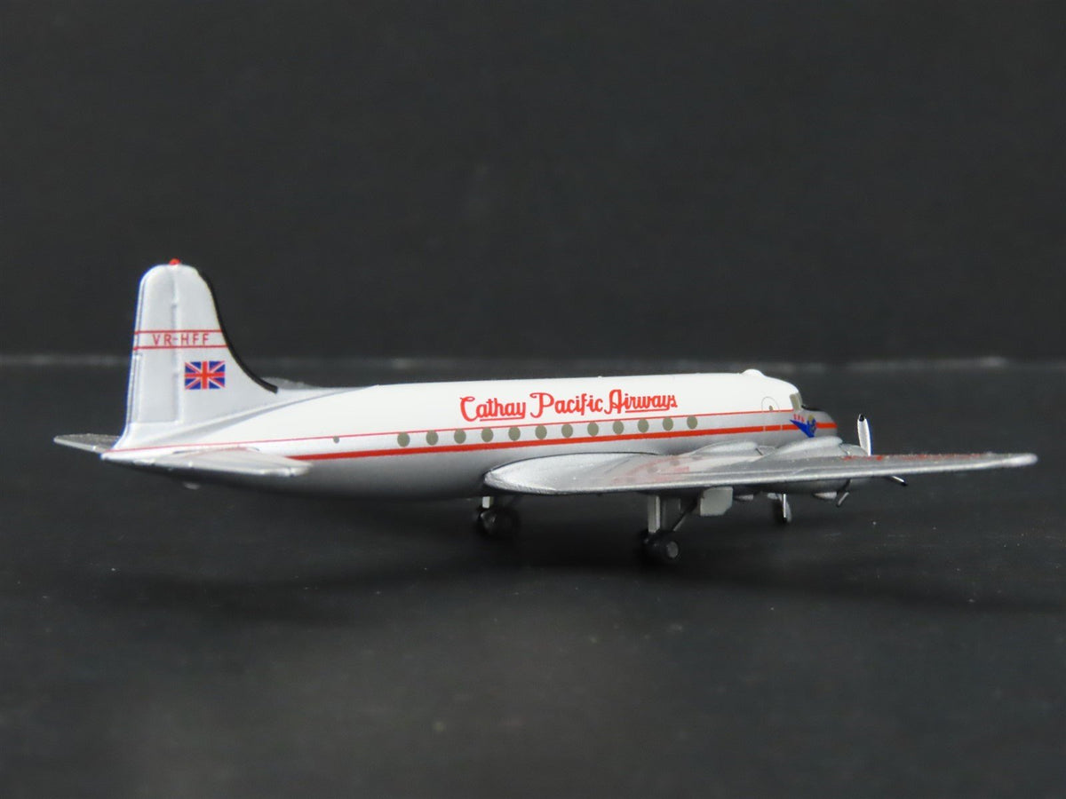 1:400 CXcitement Die-Cast Cathay Pacific Douglas DC-4 Skymaster Airliner VR-HFF
