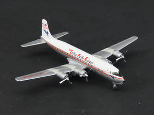 1:400 CXcitement Die-Cast Cathay Pacific Airways Douglas DC-6 Airliner VR-HFG