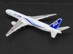 1:400 Hasegawa 61405B Die-Cast ANA All Nippon Airways 777-300 Airliner JA7300