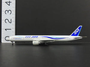 1:400 Hasegawa 61405B Die-Cast ANA All Nippon Airways 777-300 Airliner JA7300