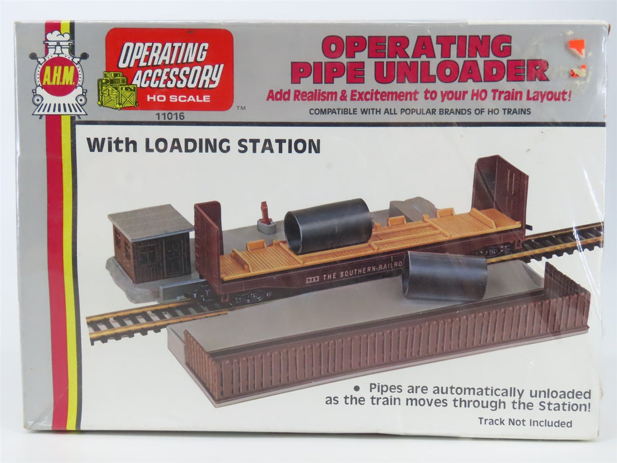 LOT of 4 HO Scale AHM Barrel Loader, Pipe Loader, Unloader &amp; Log Dump Car Kits