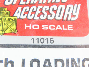 LOT of 4 HO Scale AHM Barrel Loader, Pipe Loader, Unloader & Log Dump Car Kits