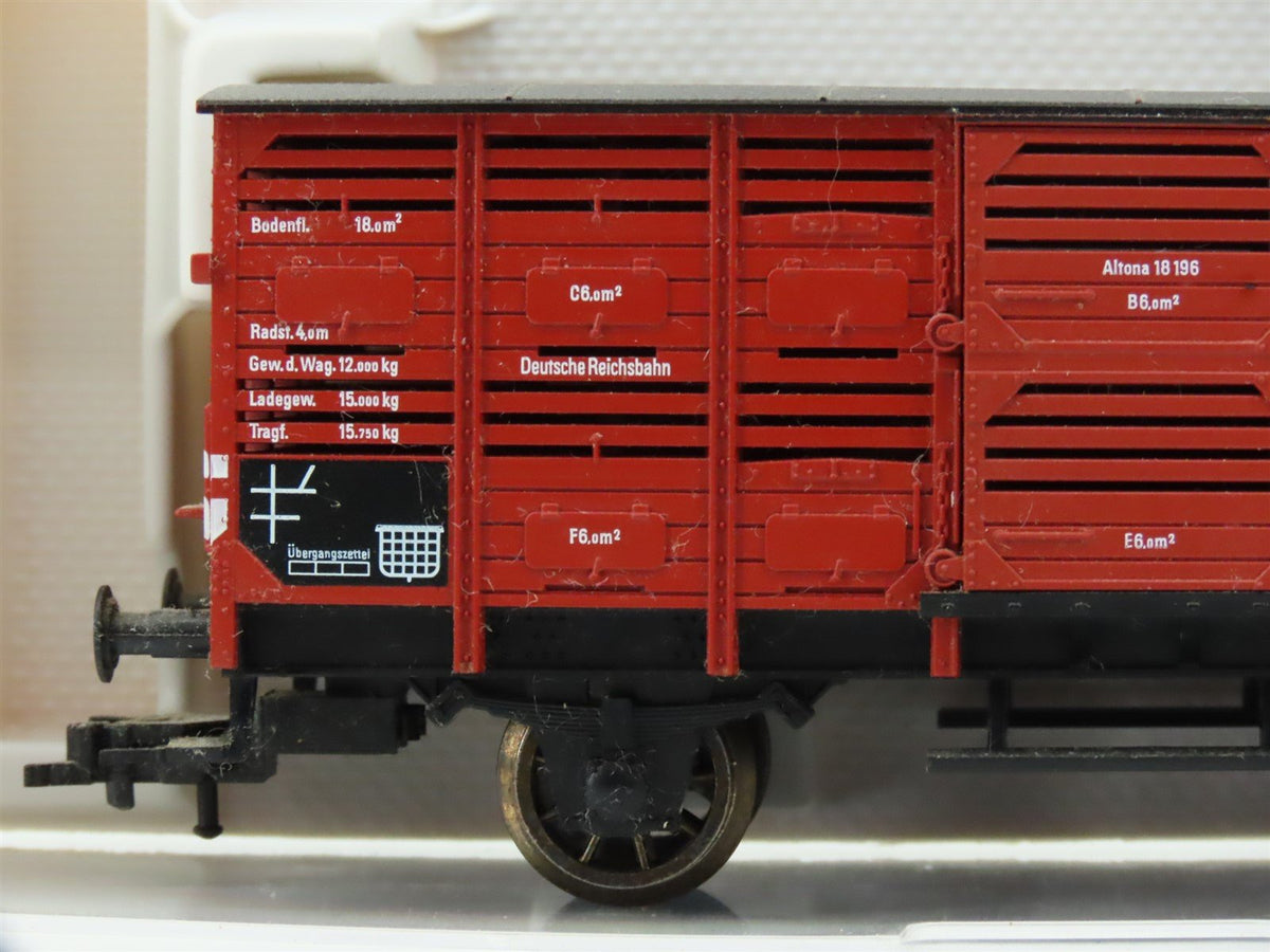 HO Scale Fleischmann 5364K DR Deutsche Reichsbahn Livestock Wagon #18196