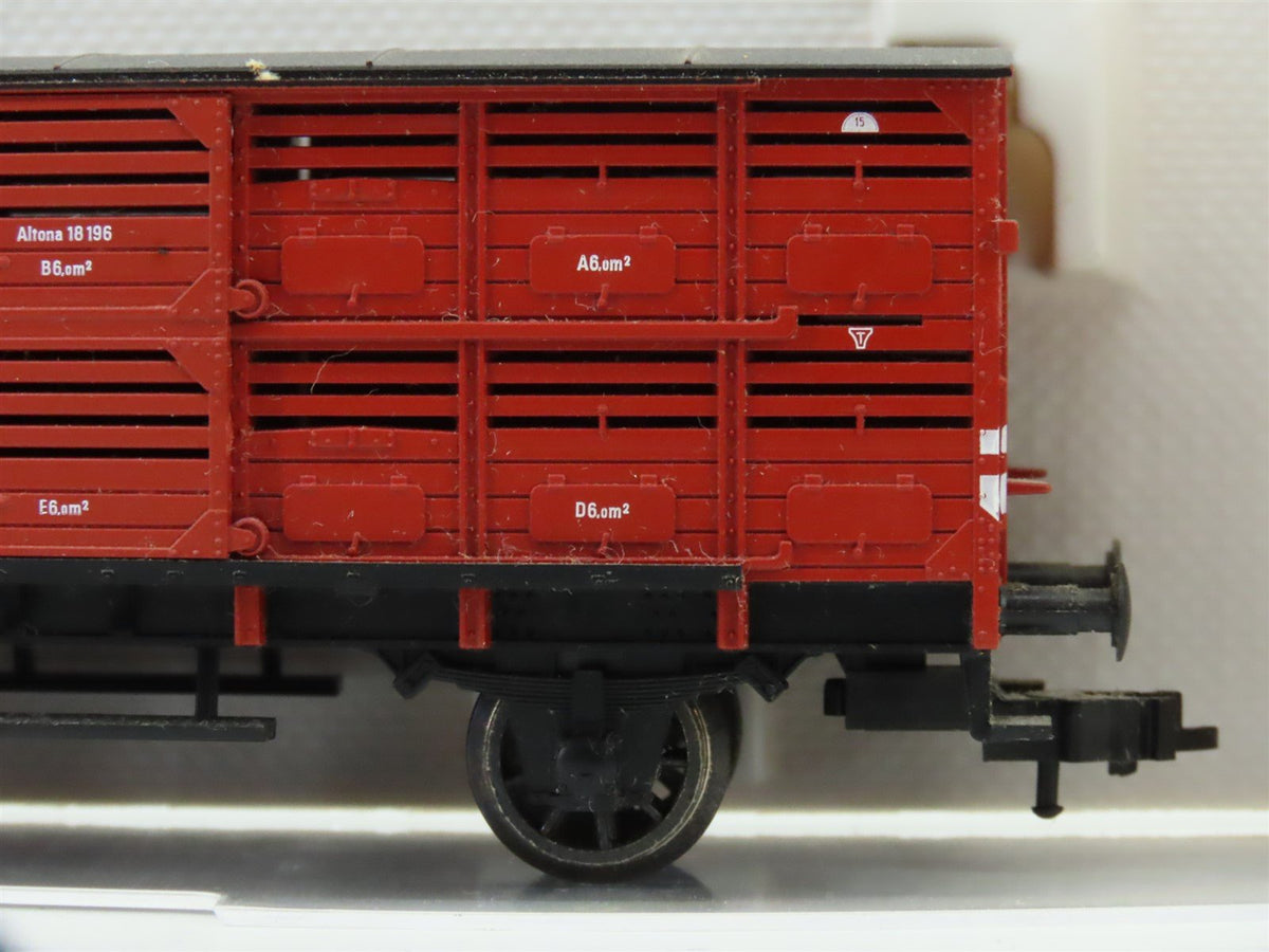HO Scale Fleischmann 5364K DR Deutsche Reichsbahn Livestock Wagon #18196