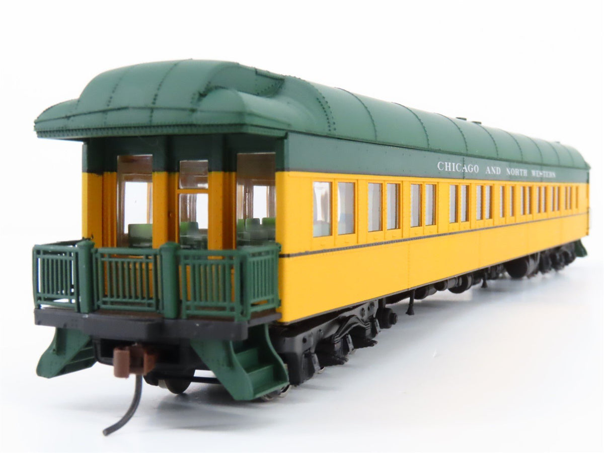 HO Walthers 932-10256 CNW Railroad Pullman Heavyweight Lounge-Obs Passenger