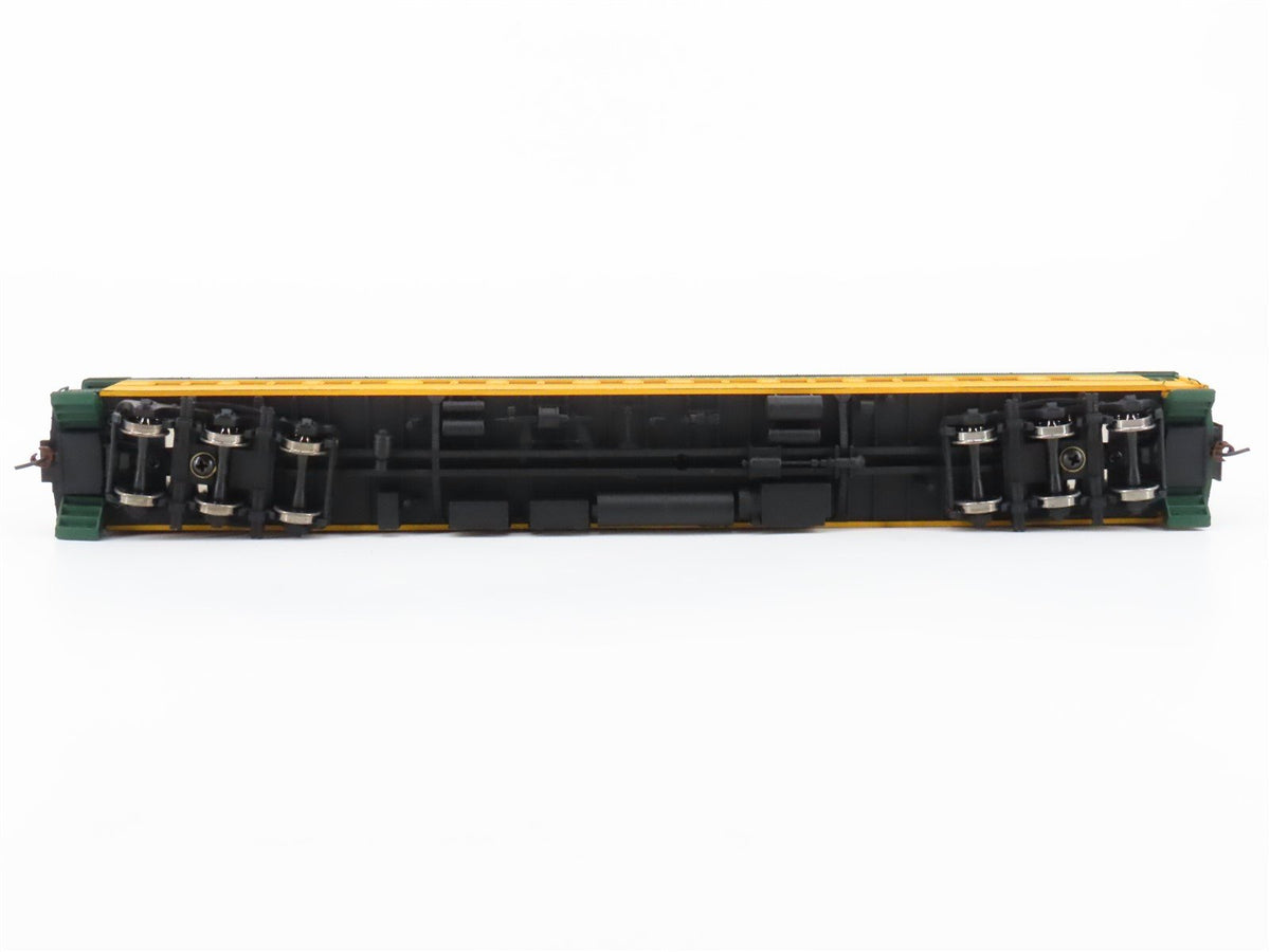 HO Walthers 932-10256 CNW Railroad Pullman Heavyweight Lounge-Obs Passenger