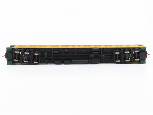 HO Walthers 932-10256 CNW Railroad Pullman Heavyweight Lounge-Obs Passenger