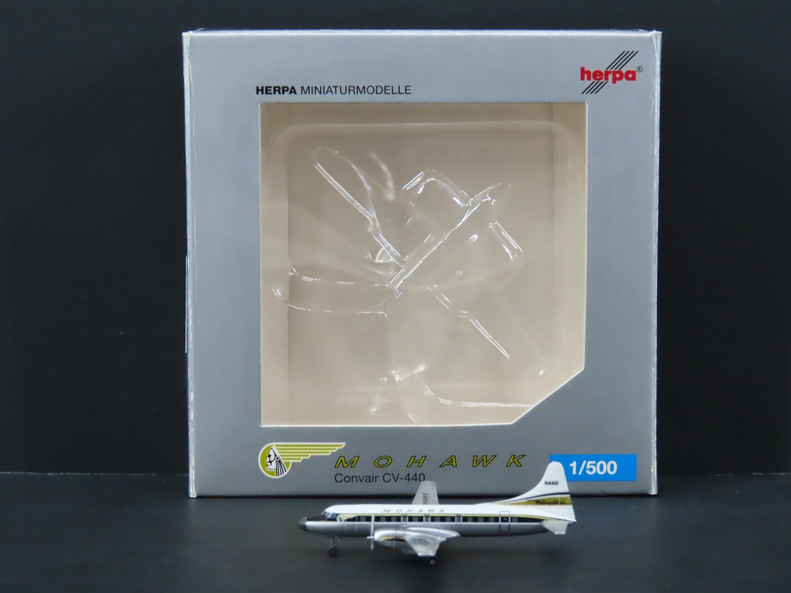 1:500 Herpa Wings 517829 Die-Cast Mohawk Airlines Convair CV-440 Airliner N4401
