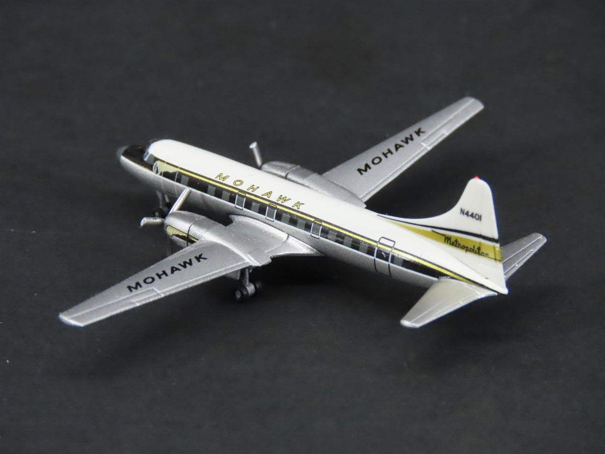 1:500 Herpa Wings 517829 Die-Cast Mohawk Airlines Convair CV-440 Airliner N4401