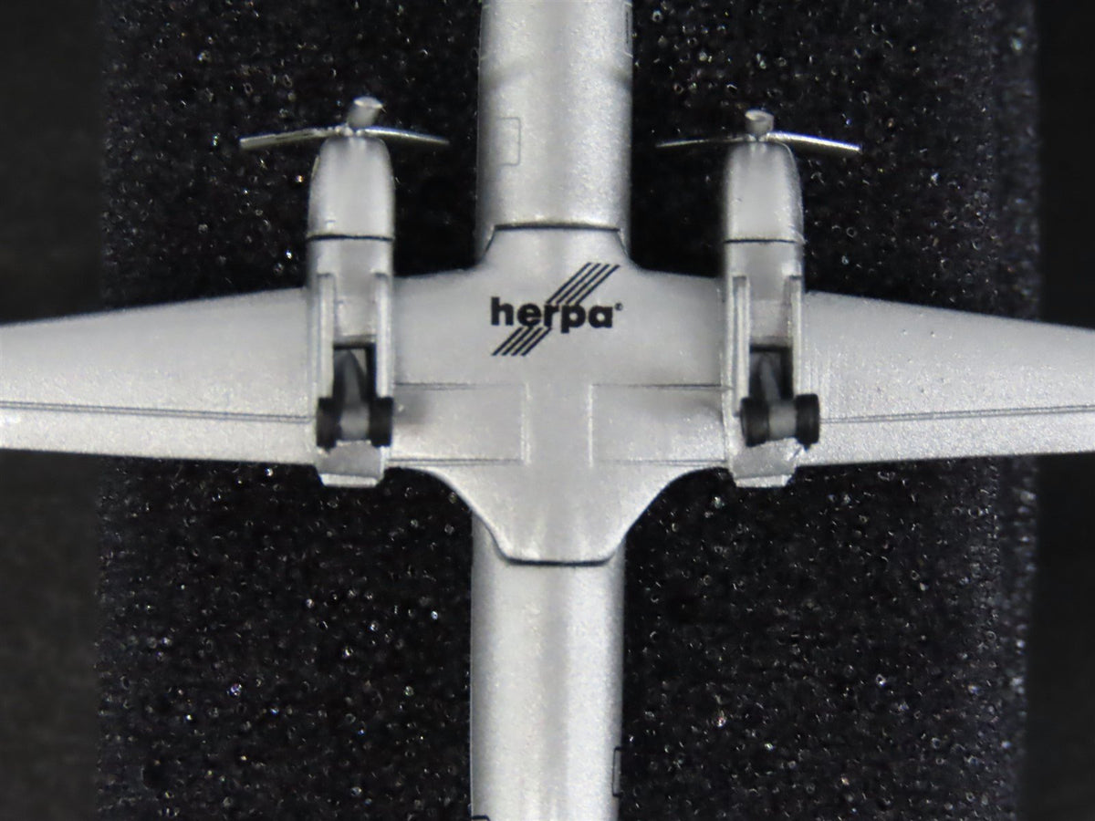 1:500 Herpa Wings 517829 Die-Cast Mohawk Airlines Convair CV-440 Airliner N4401