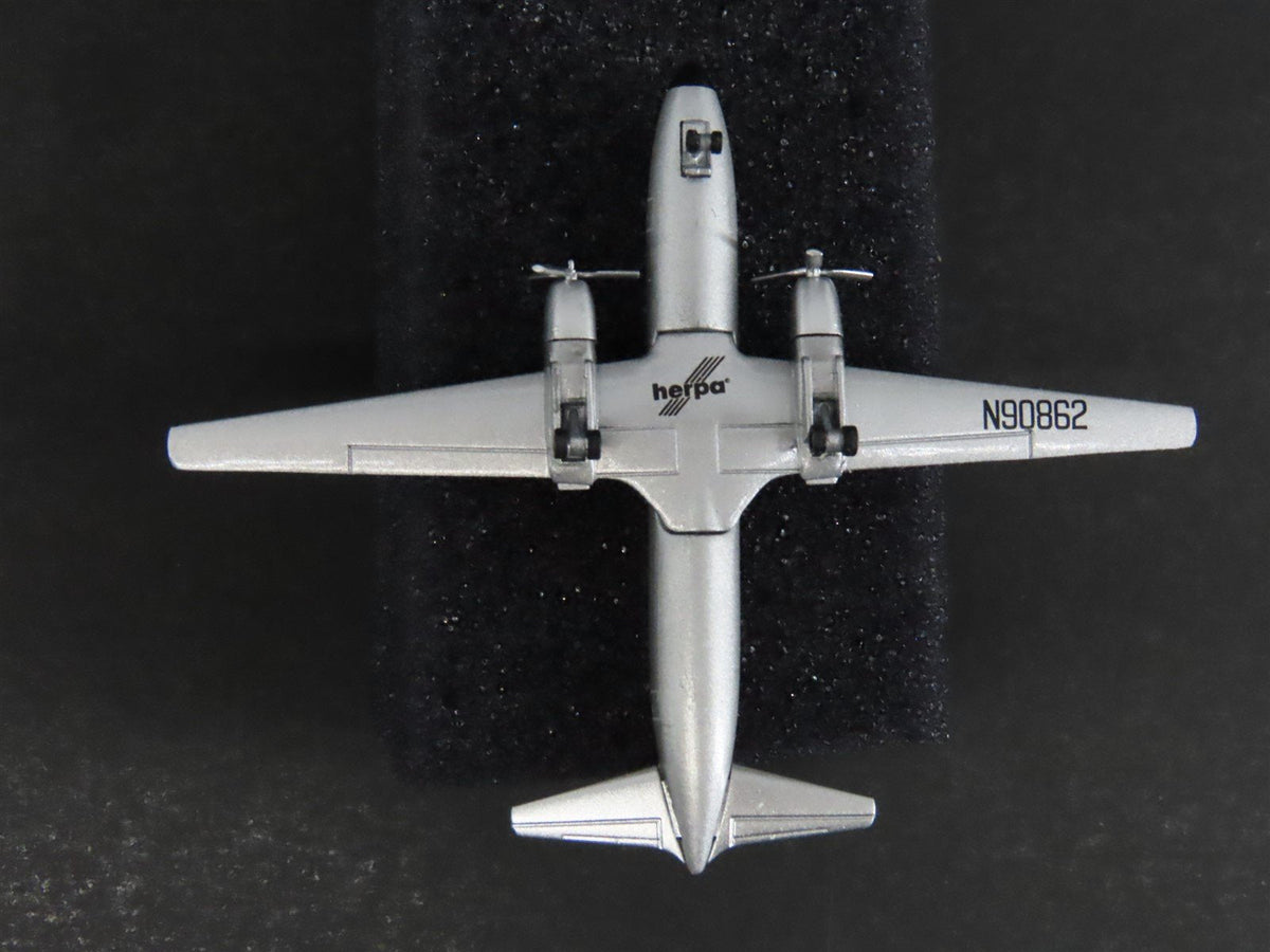 1:500 Herpa Wings 517843 Die-Cast Continental Airlines Convair CV-440 Airliner