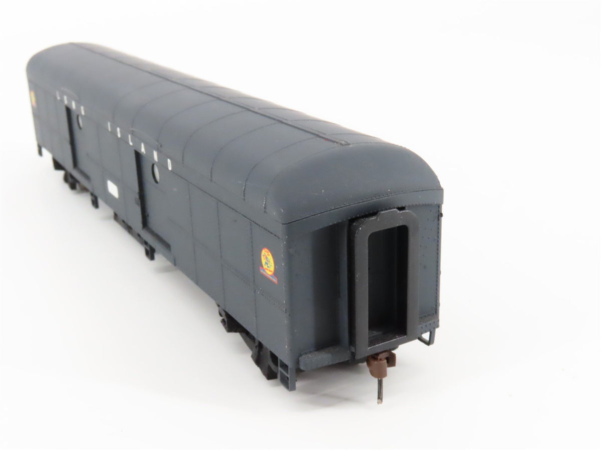 HO Scale Walthers 932-5873 LIRR Long Island Railroad Baggage Passenger