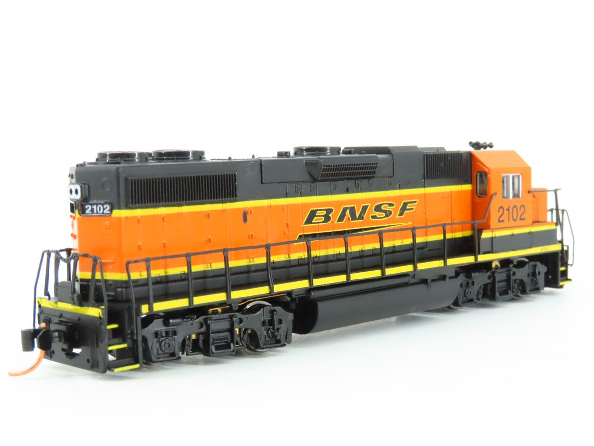 N Scale Walthers 929-50301 BNSF Railway GP38-2 Diesel #2102 - DCC Ready