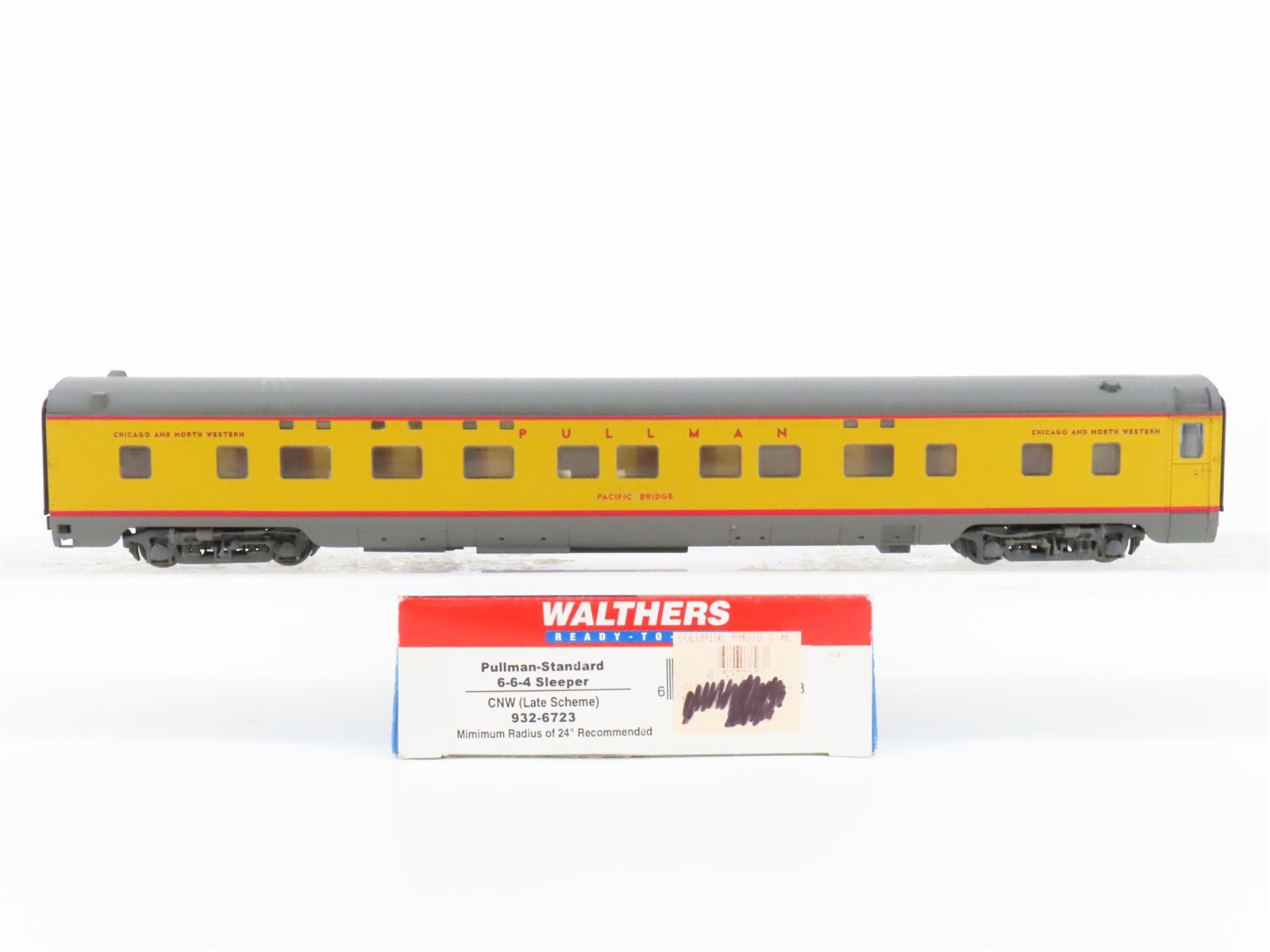 HO Scale Walthers 932-6723 CNW Pullman Sleeper Passenger Custom "Pacific Bridge"