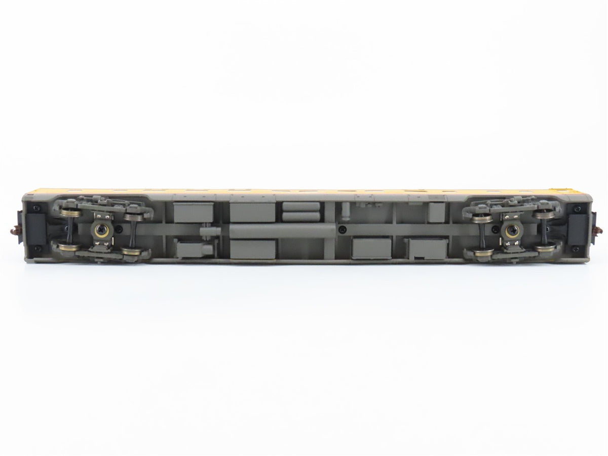 HO Scale Walthers 932-6723 CNW Pullman Sleeper Passenger Custom &quot;Pacific Bridge&quot;