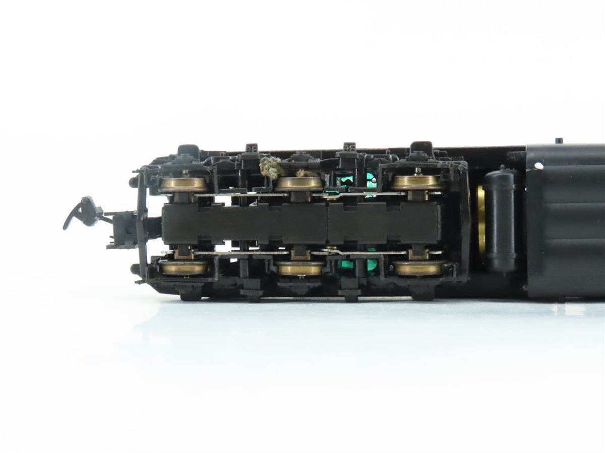 HO Scale Proto 2000 8056 PRR Pennsylvania E8/9A Diesel Locomotive #5894