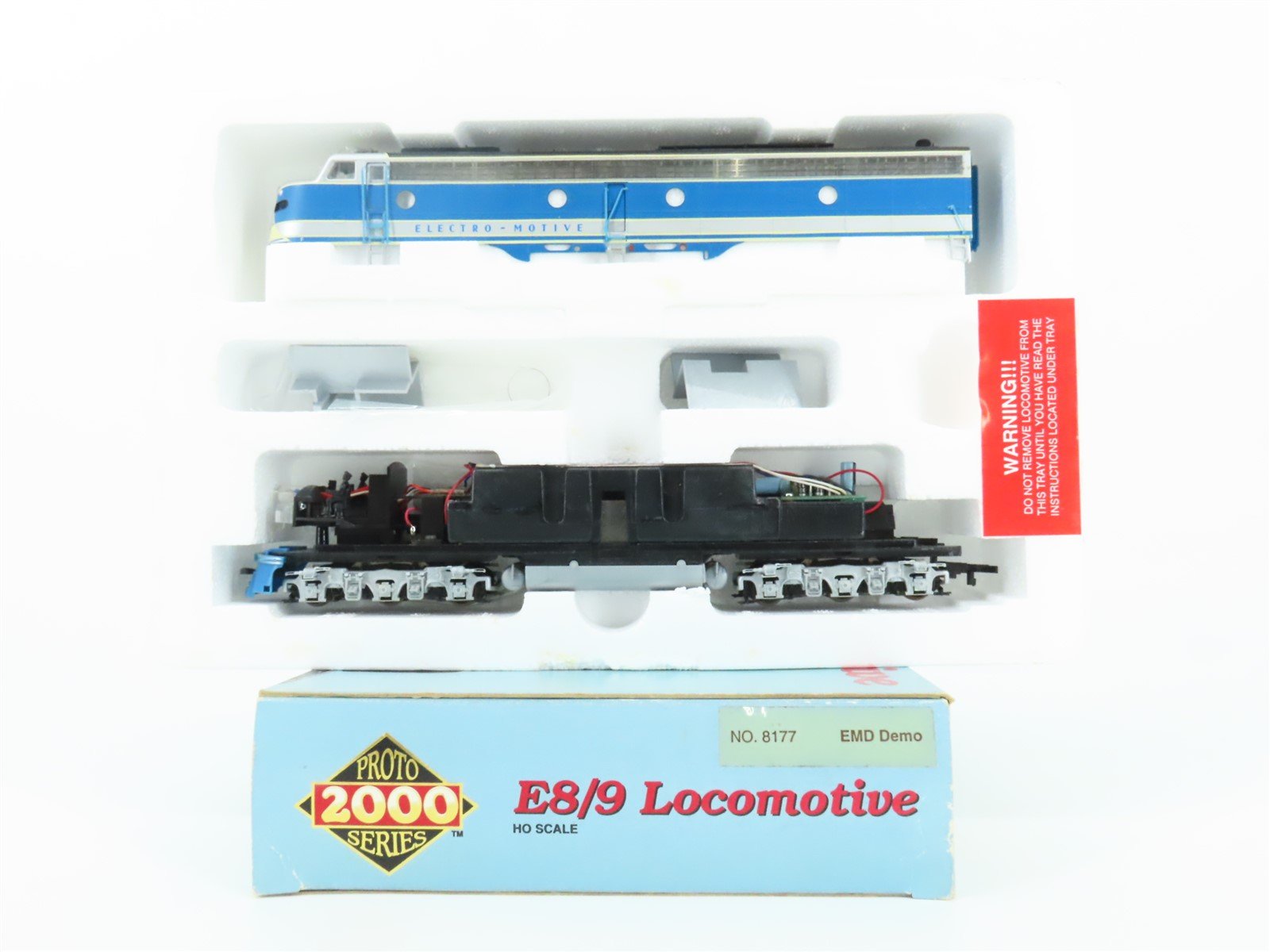HO Scale Proto 2000 8177 EMD Demonstrator E8/9A Diesel Locomotive