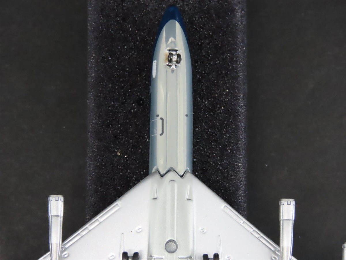 1:400 Scale Aero Classics Die-Cast British Airways Boeing 707-320 Airliner