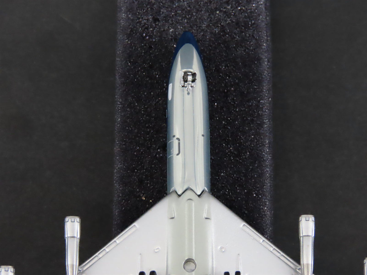 1:400 Scale Aero Classics Die-Cast BOAC Cargo Boeing 707-320 Airliner