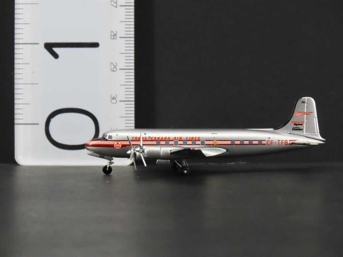 1:400 Scale Aero Classics Die-Cast Trans-Canada Airlines Douglas DC-4 Airliner