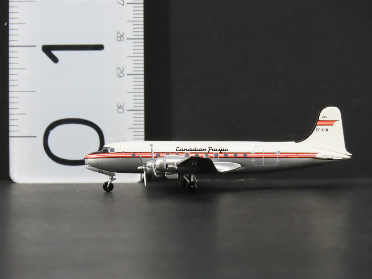 1:400 Scale Aero Classics Die-Cast Canadian Pacific Douglas DC-4 Airliner