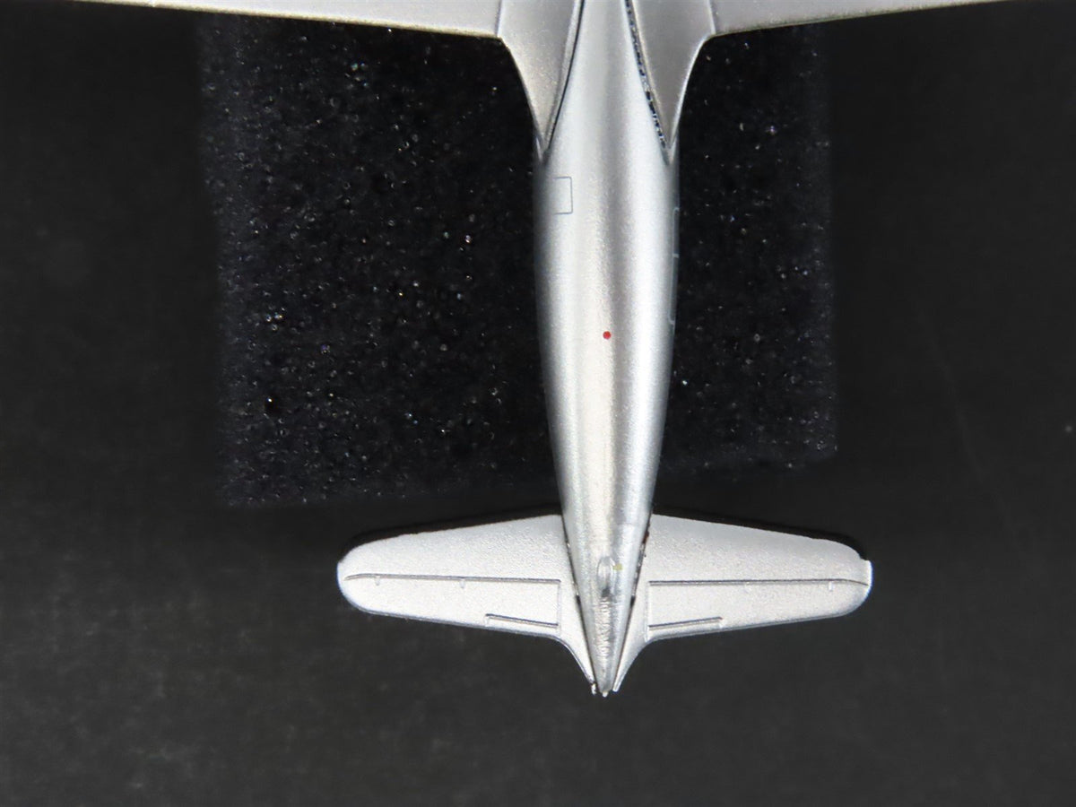 1:400 Scale Aero Classics Die-Cast Canadian Pacific Douglas DC-4 Airliner