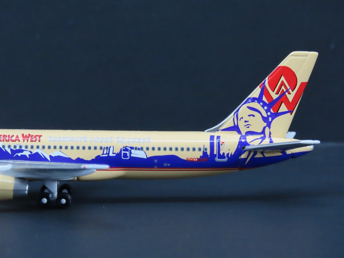 1:400 Scale Gemini Jets GJAWE227 Die-Cast America West Boeing 757-200 Aircraft